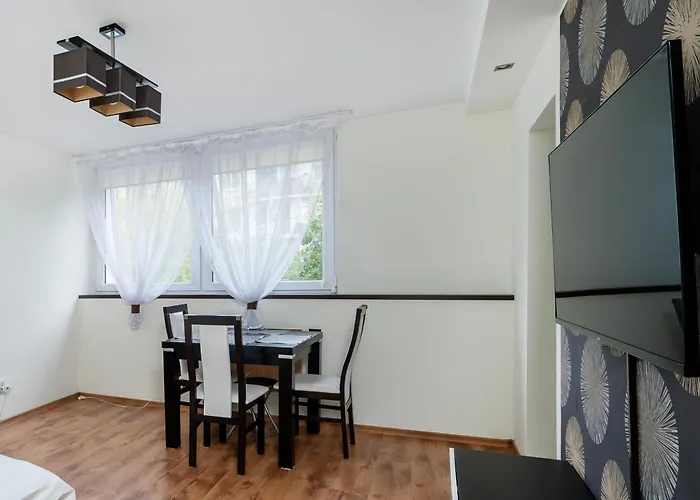 Park Zrodliska Spacious By Bookinghost Daire Łódź